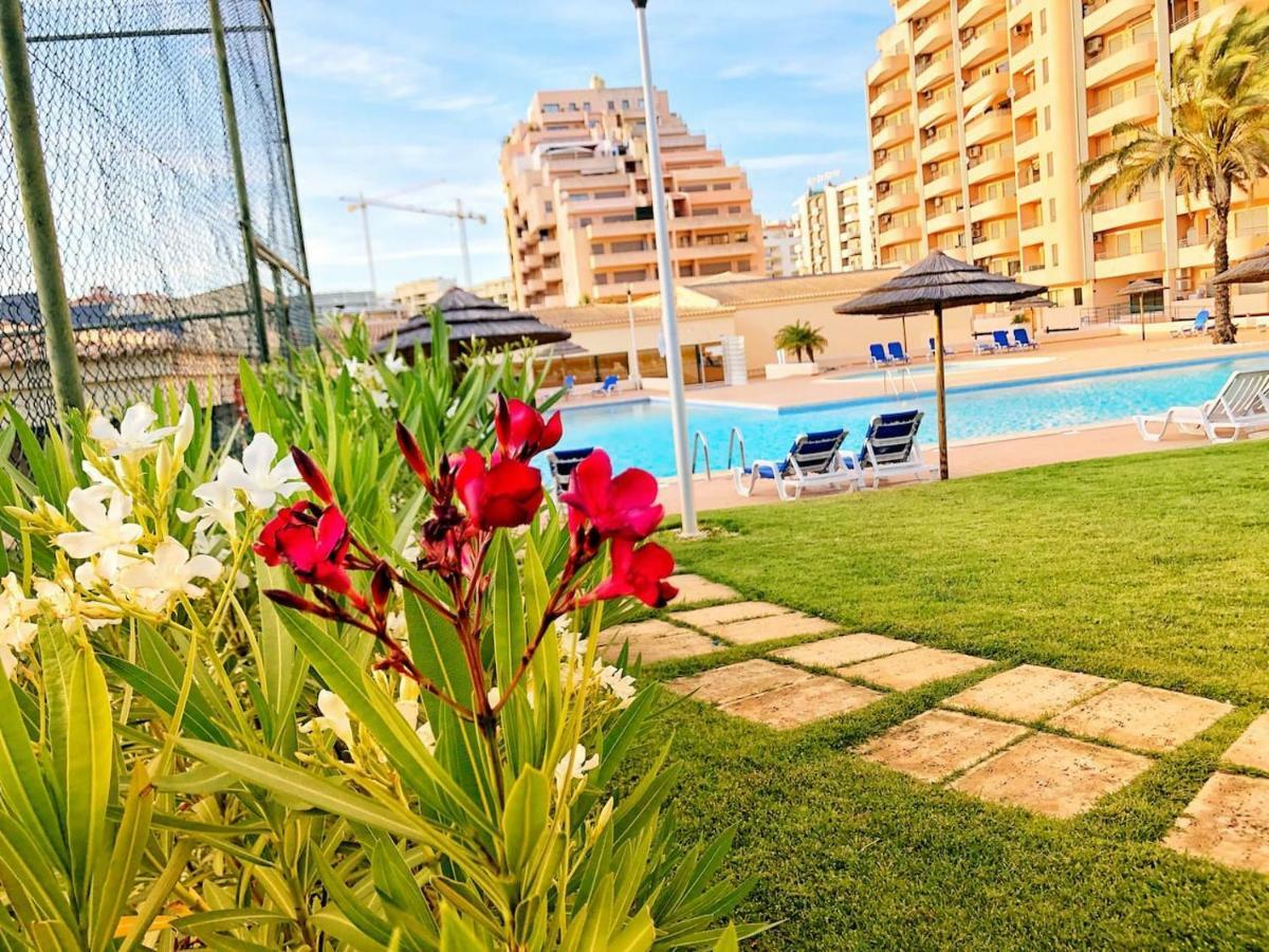 Amazing Apartment In Praia Da Rocha Portimão Exterior foto